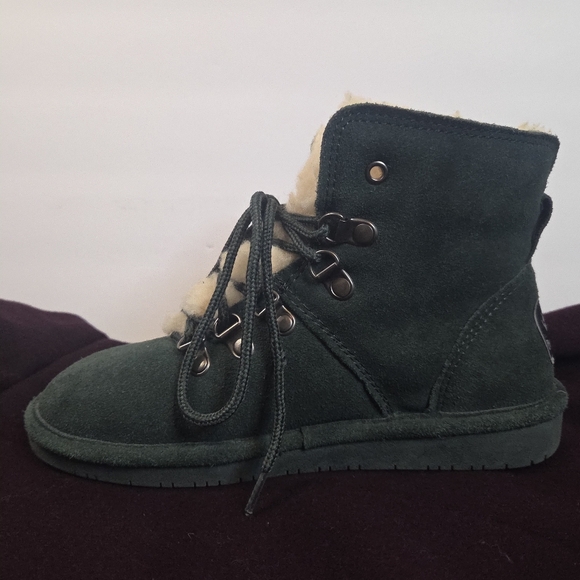 BEARPAW Kerri Dark Green Lace-Up Boots | Wool & Sheepskin | NeverWet™ | NWOT 6 - Picture 6 of 16